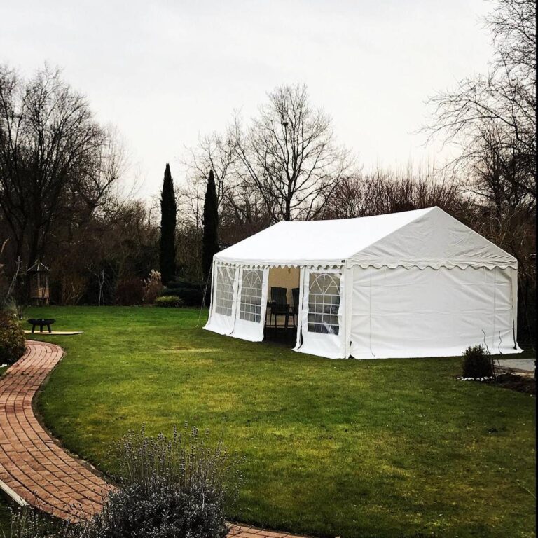 Gartenzelt 8x4 m für den Geburtstag mieten