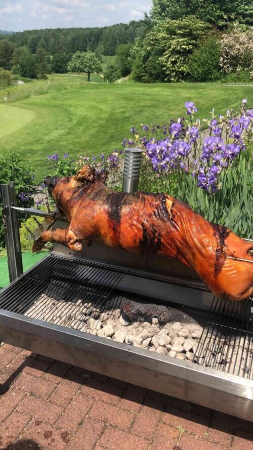 Grillroste und Zubehör für Spanferkelgrill mieten