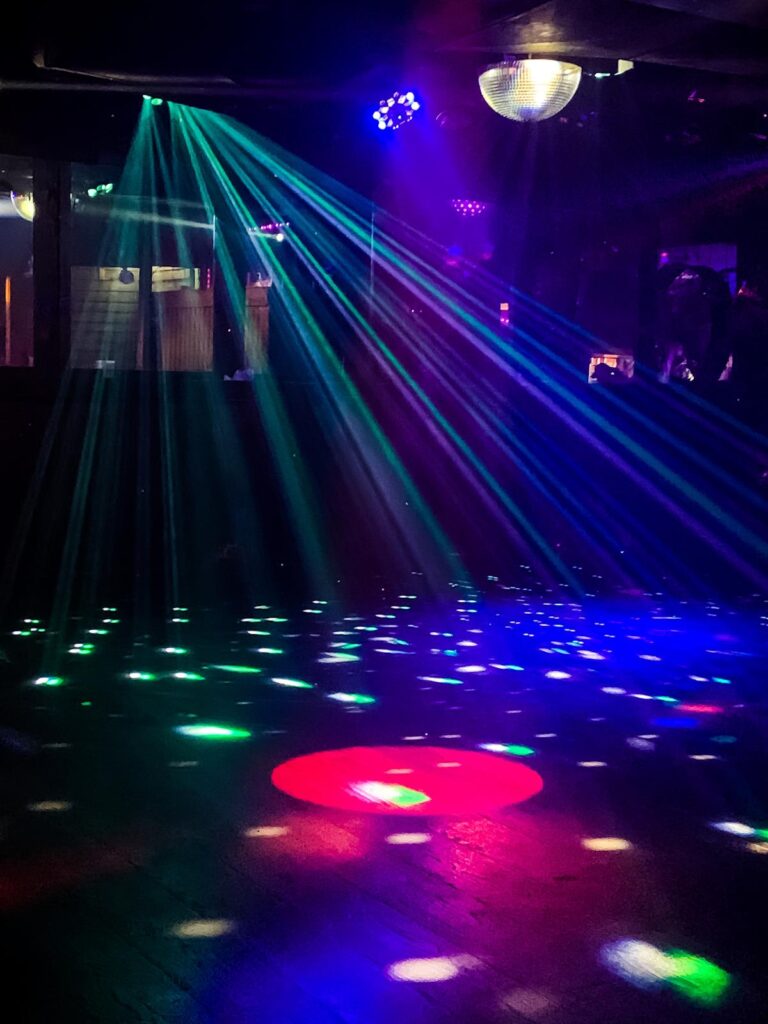 LED Laser Bar mieten mit Laser- und UV-Effekten